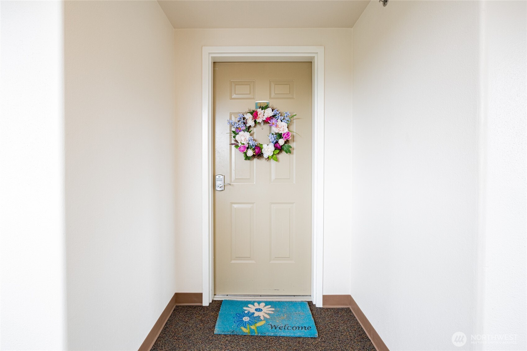 3201 Pacific Avenue #403, Tacoma, WA 98418