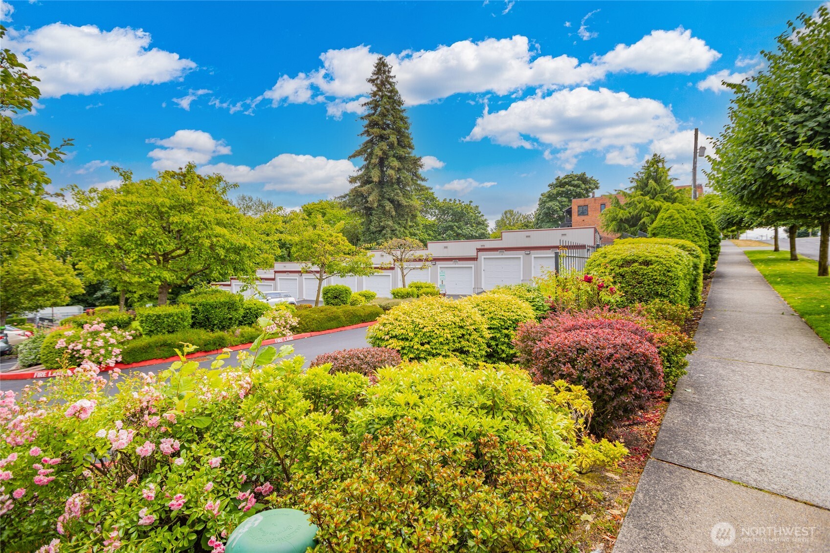 3201 Pacific Avenue #403, Tacoma, WA 98418