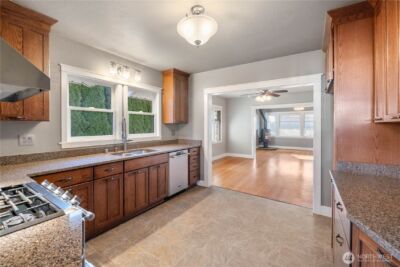 1705 Marshall Avenue , Enumclaw, WA 98022 - Photo 14