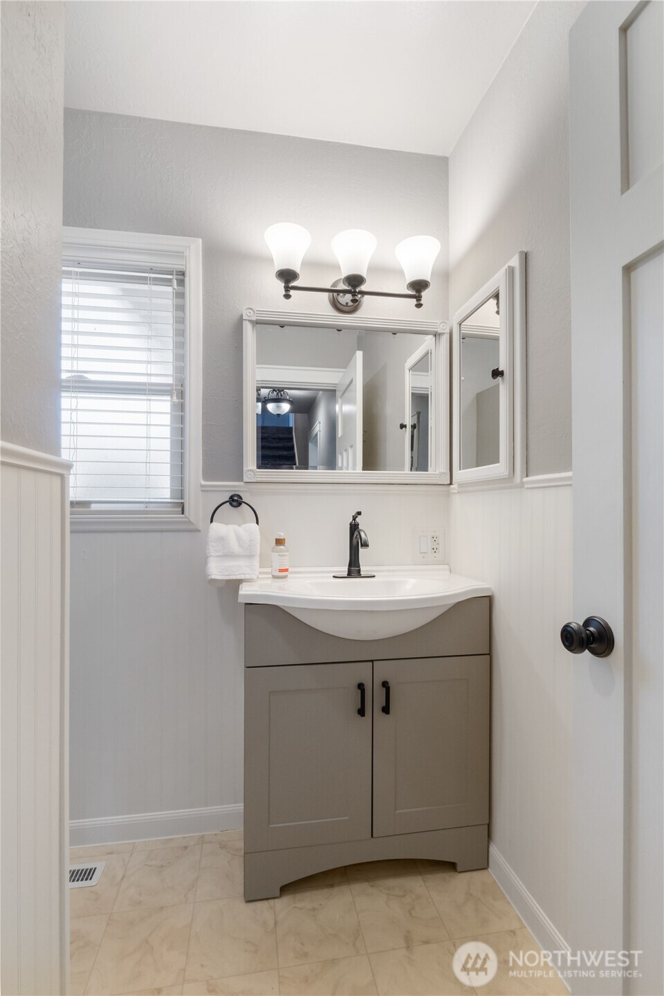 1705 Marshall Avenue , Enumclaw, WA 98022