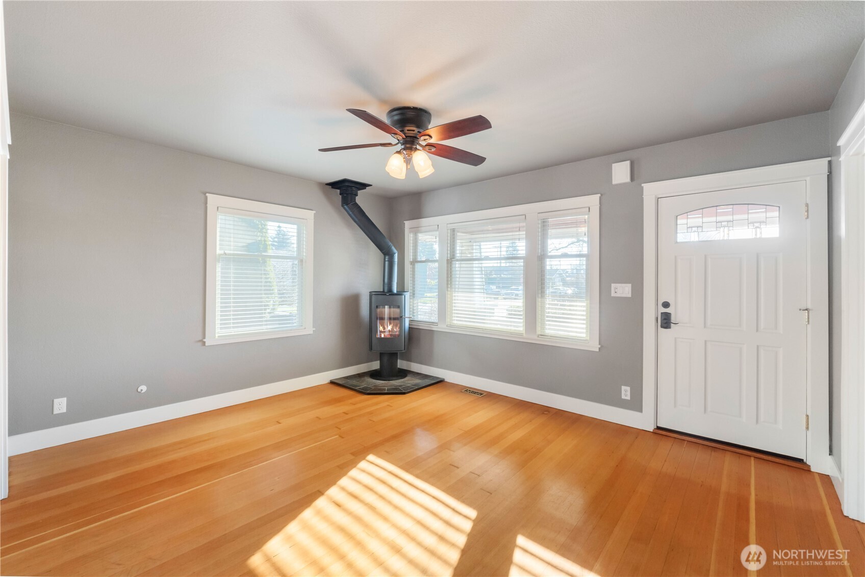 1705 Marshall Avenue , Enumclaw, WA 98022