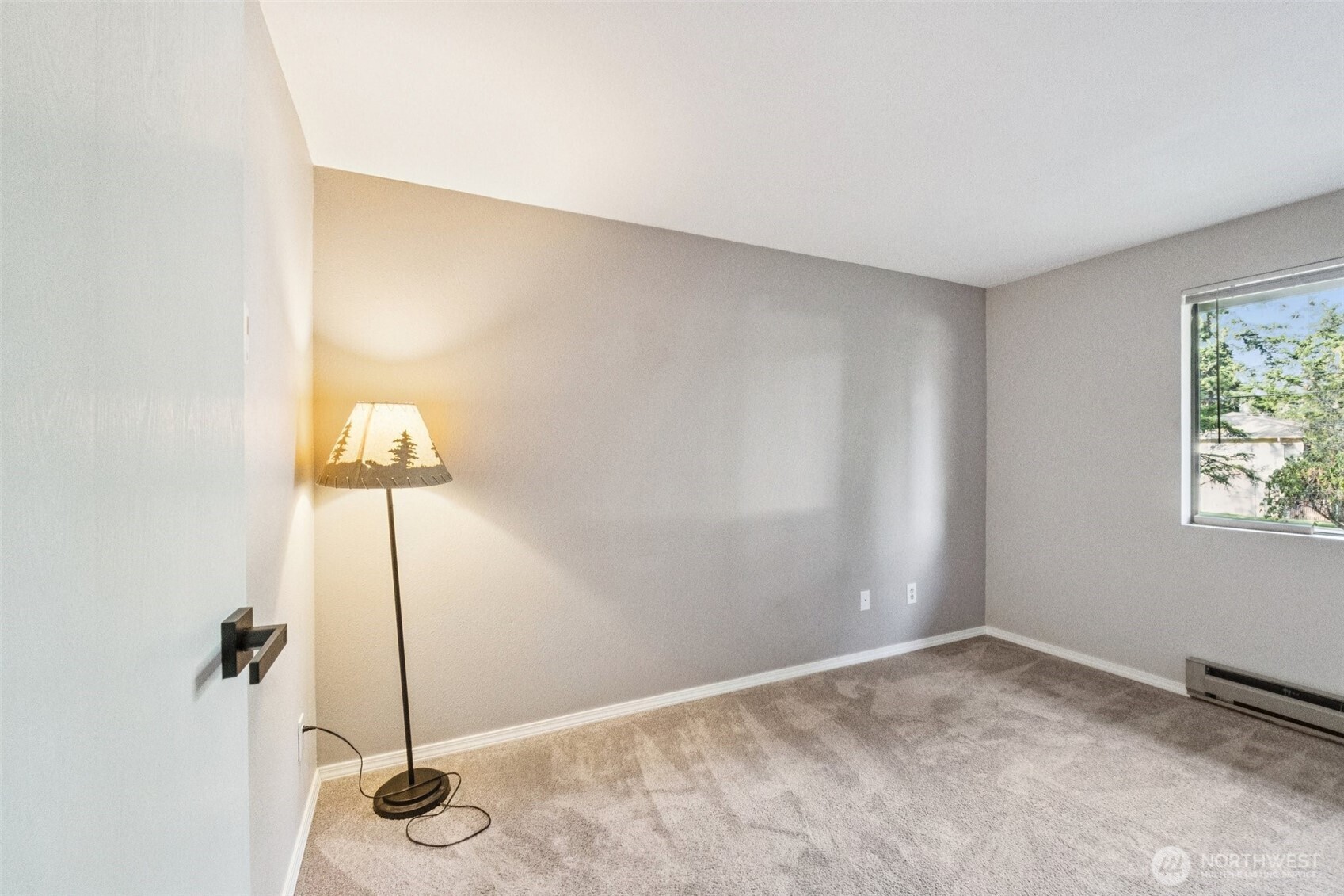 5502 220th Street SW #D201, Mountlake Terrace, WA 98043