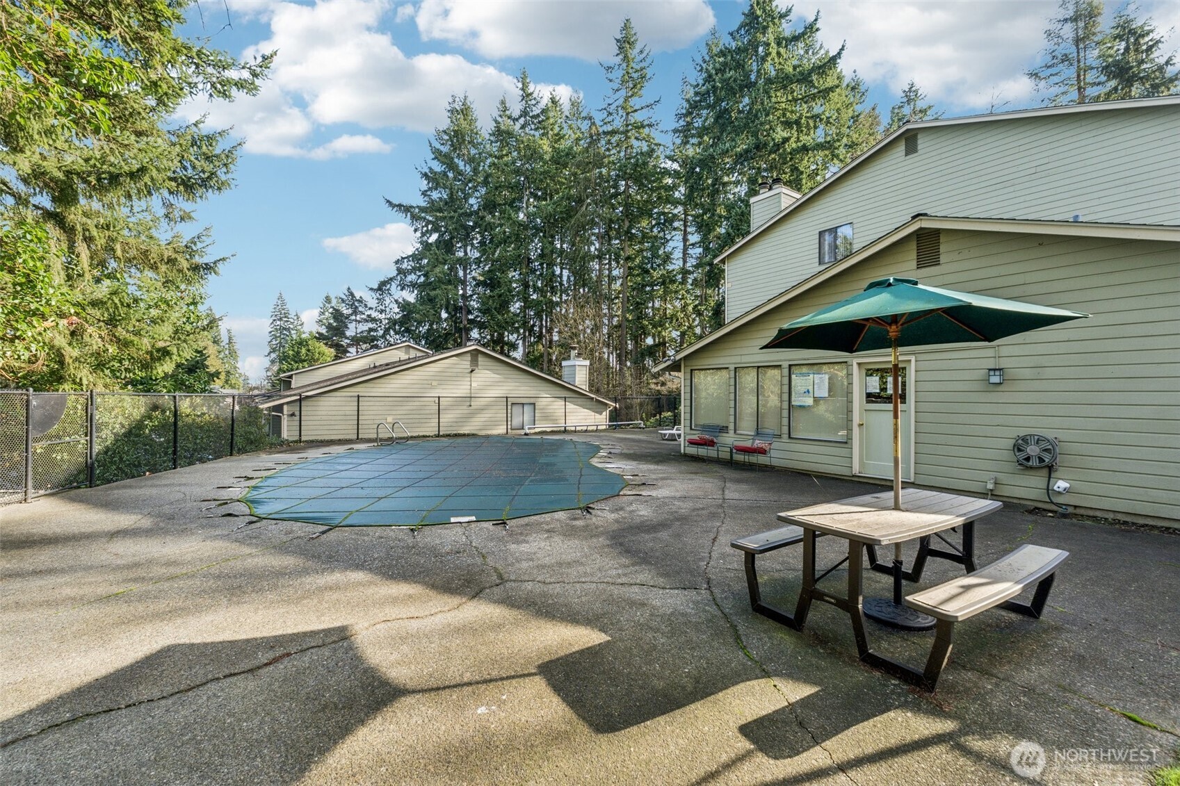 5502 220th Street SW #D201, Mountlake Terrace, WA 98043