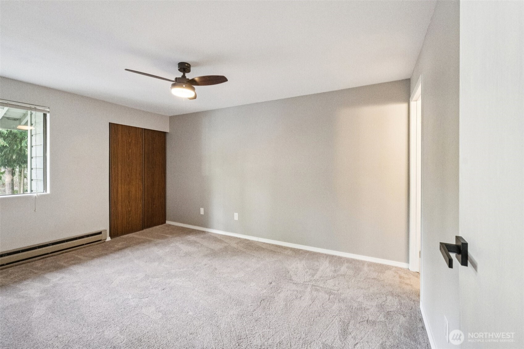 5502 220th Street SW #D201, Mountlake Terrace, WA 98043