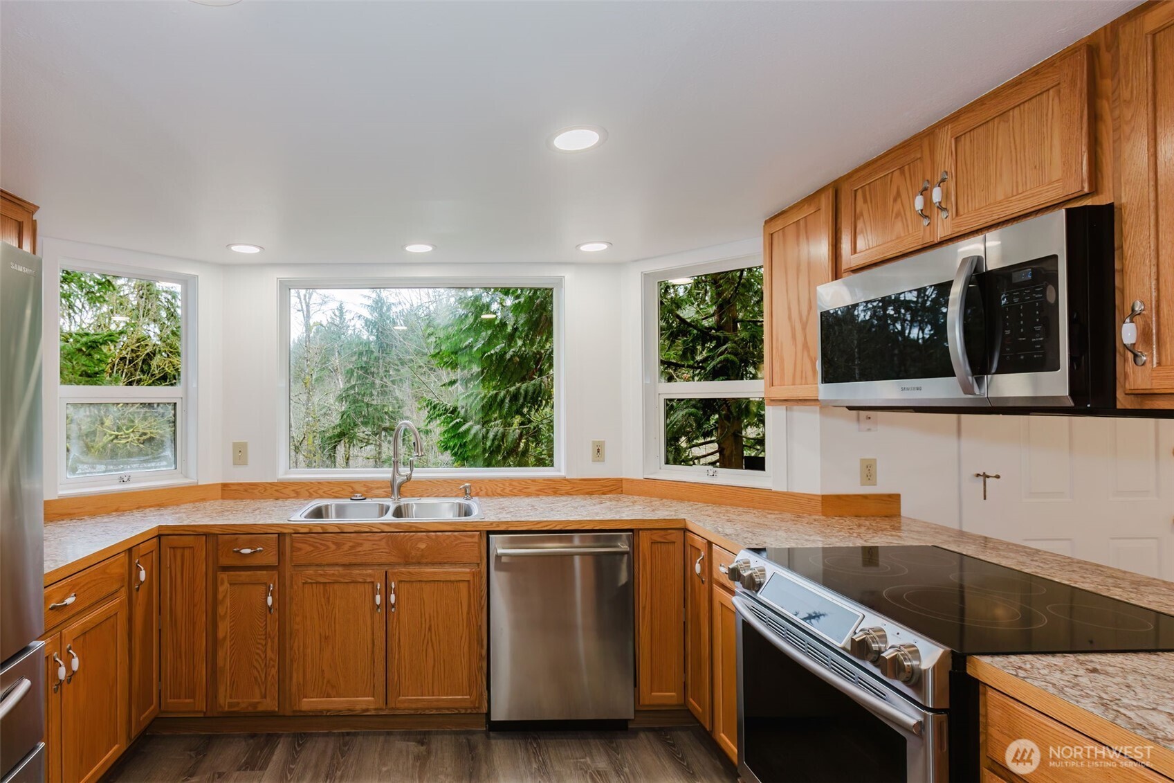 16326 SE Auburn-Black Diamond Road , Auburn, WA 98092