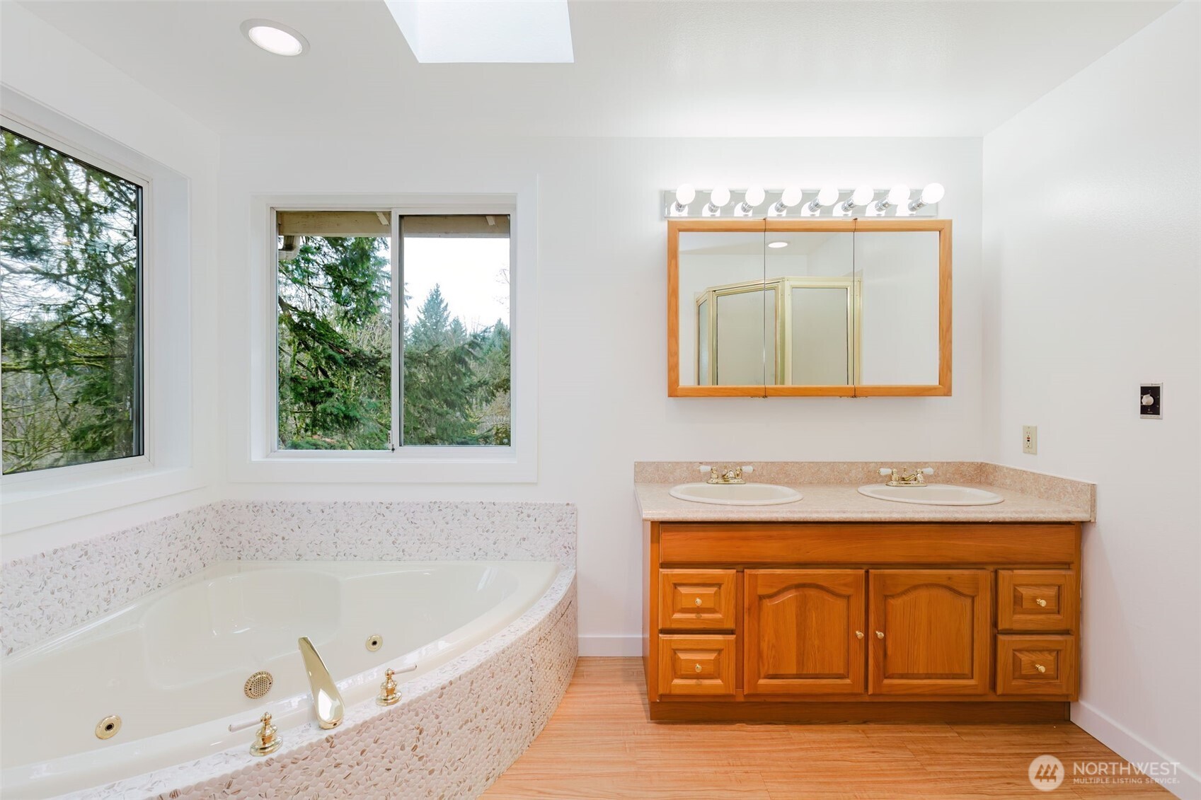 16326 SE Auburn-Black Diamond Road , Auburn, WA 98092