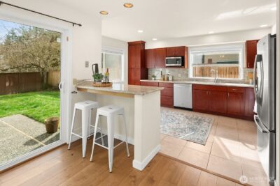 24341 SE 42nd Place , Issaquah, WA 98029 - Photo 12