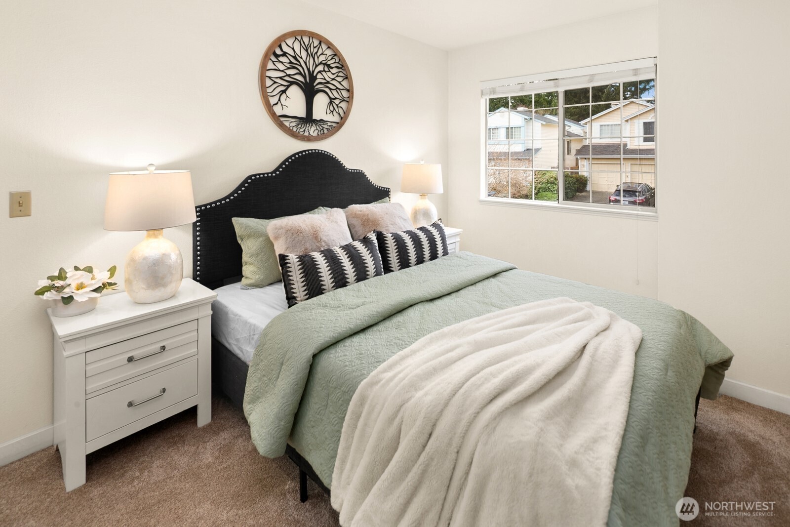 24341 SE 42nd Place , Issaquah, WA 98029