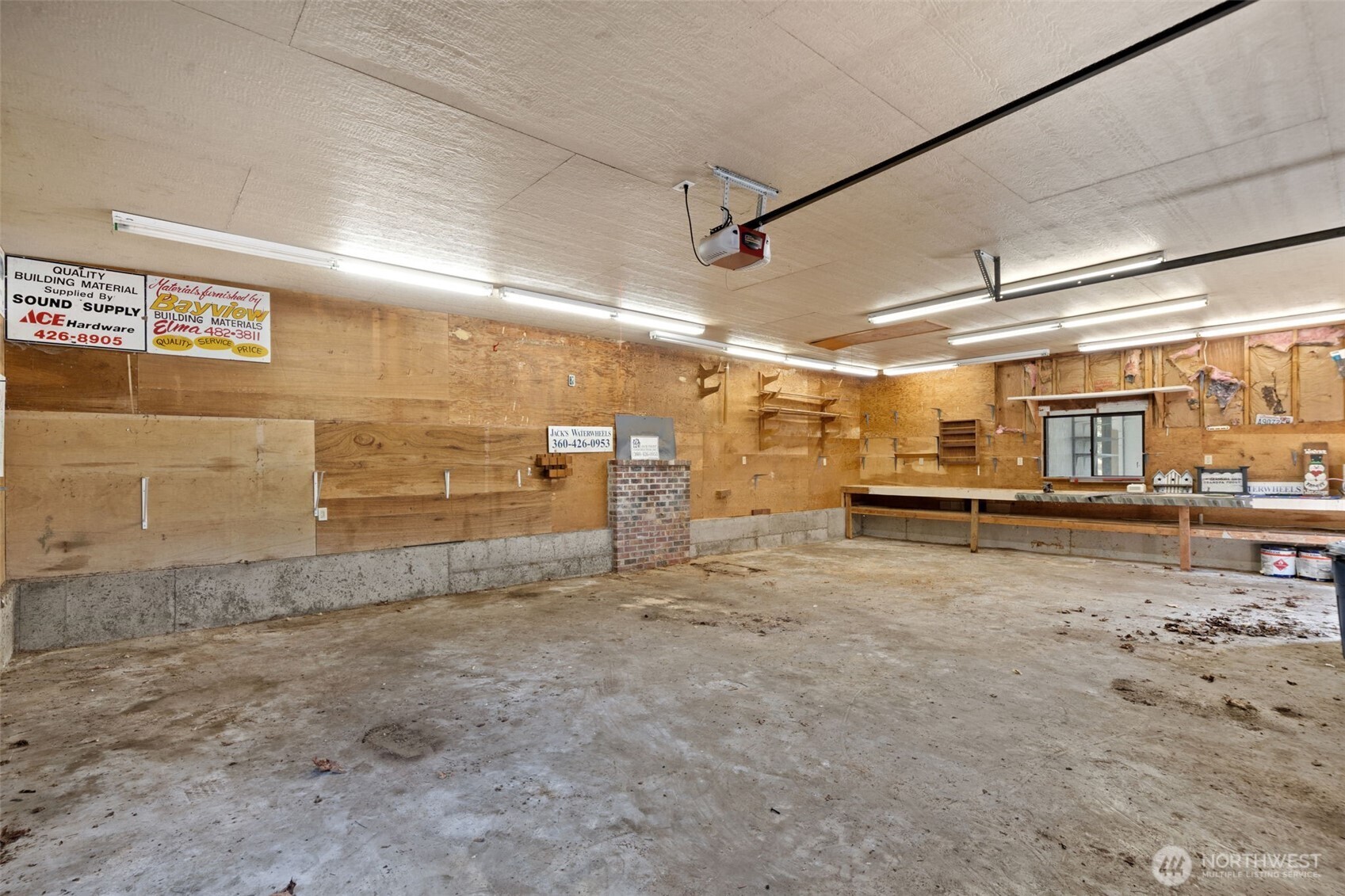 1511 SE Dickinson Avenue , Shelton, WA 98584