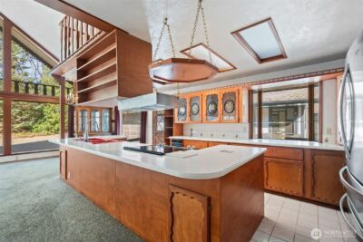 1511 SE Dickinson Avenue , Shelton, WA 98584 - Photo 10