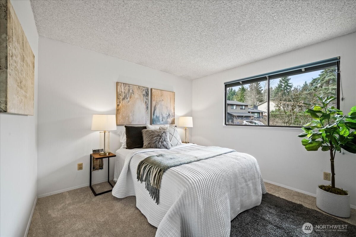 10901 NE 151st Street , Bothell, WA 98011