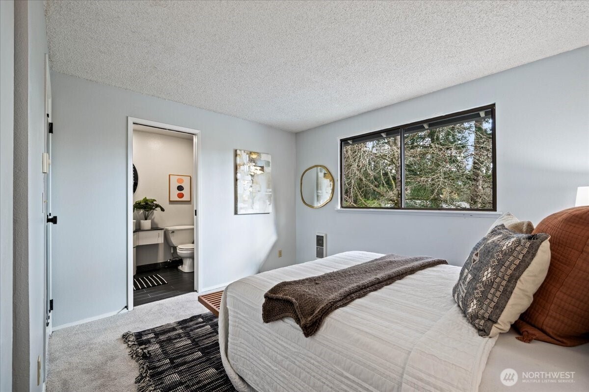 10901 NE 151st Street , Bothell, WA 98011