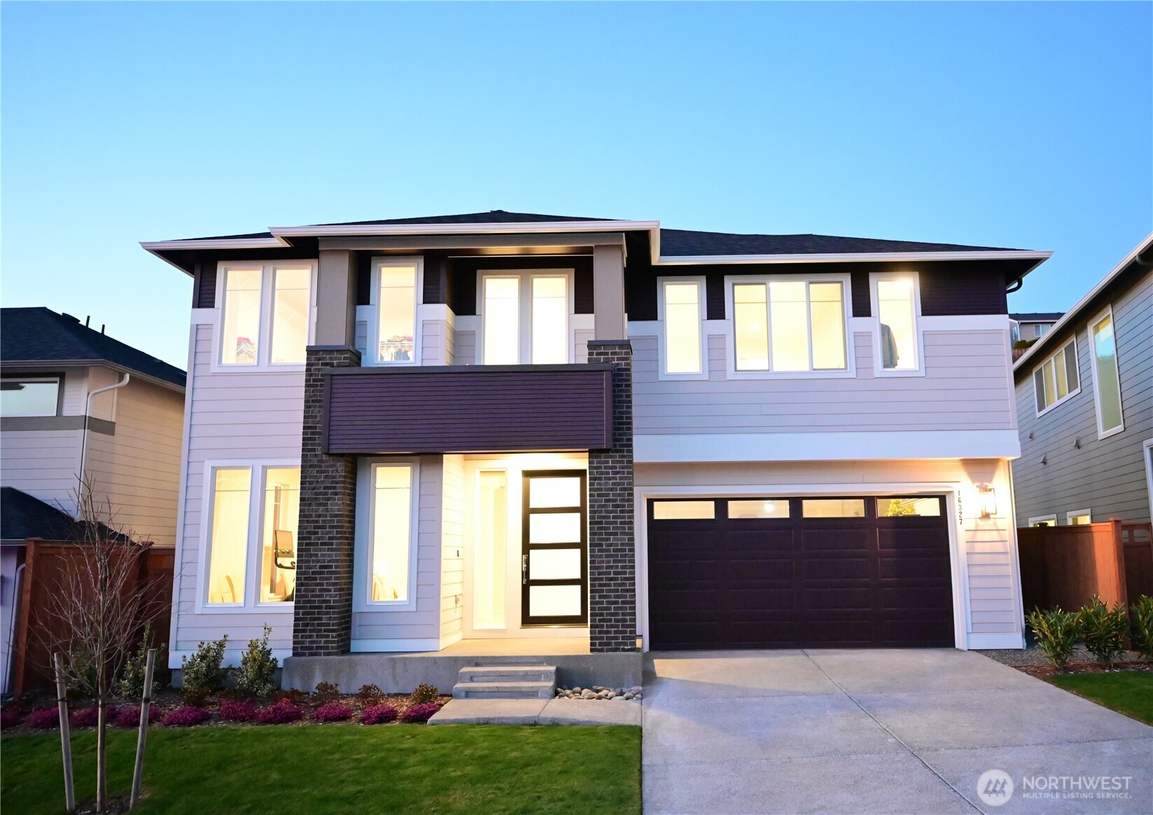 16327 25th St E , Lake Tapps, WA 98391