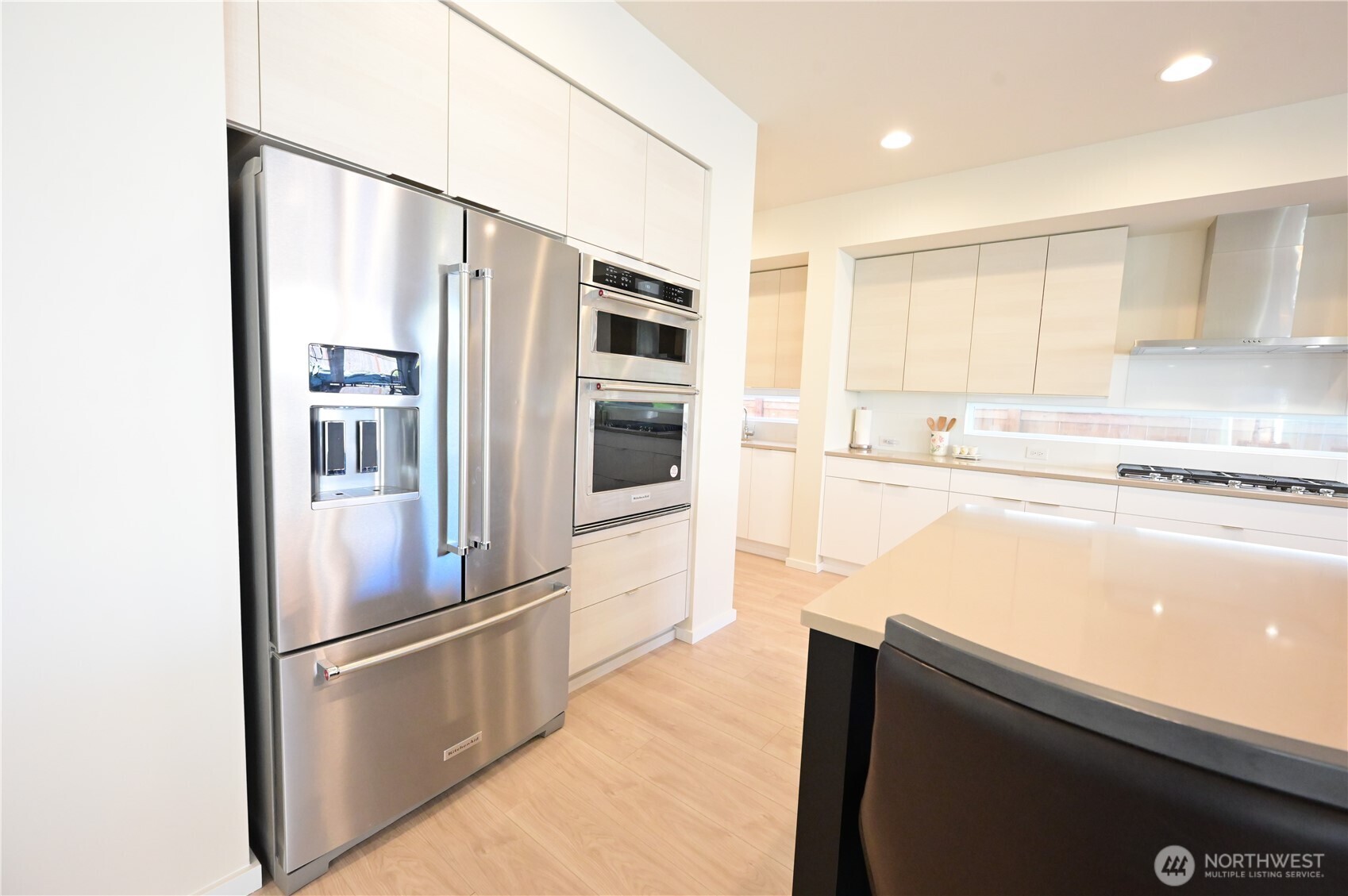 16327 25th St E , Lake Tapps, WA 98391