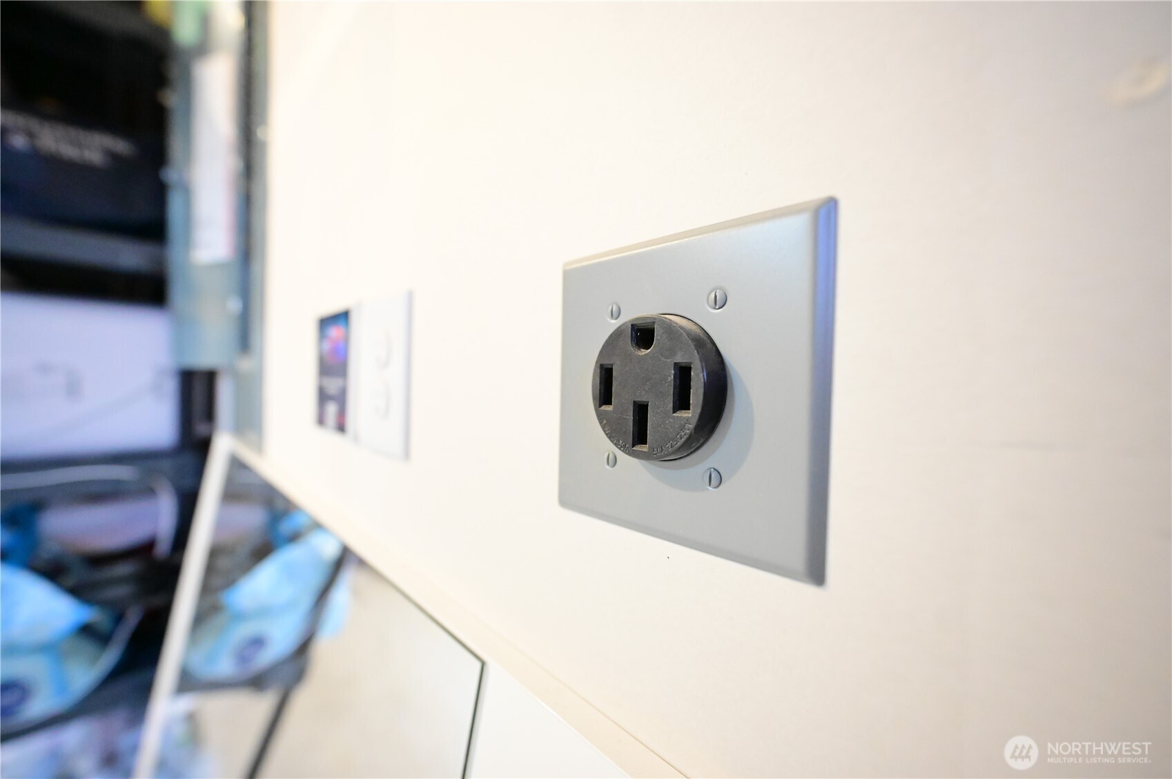 16327 25th St E , Lake Tapps, WA 98391