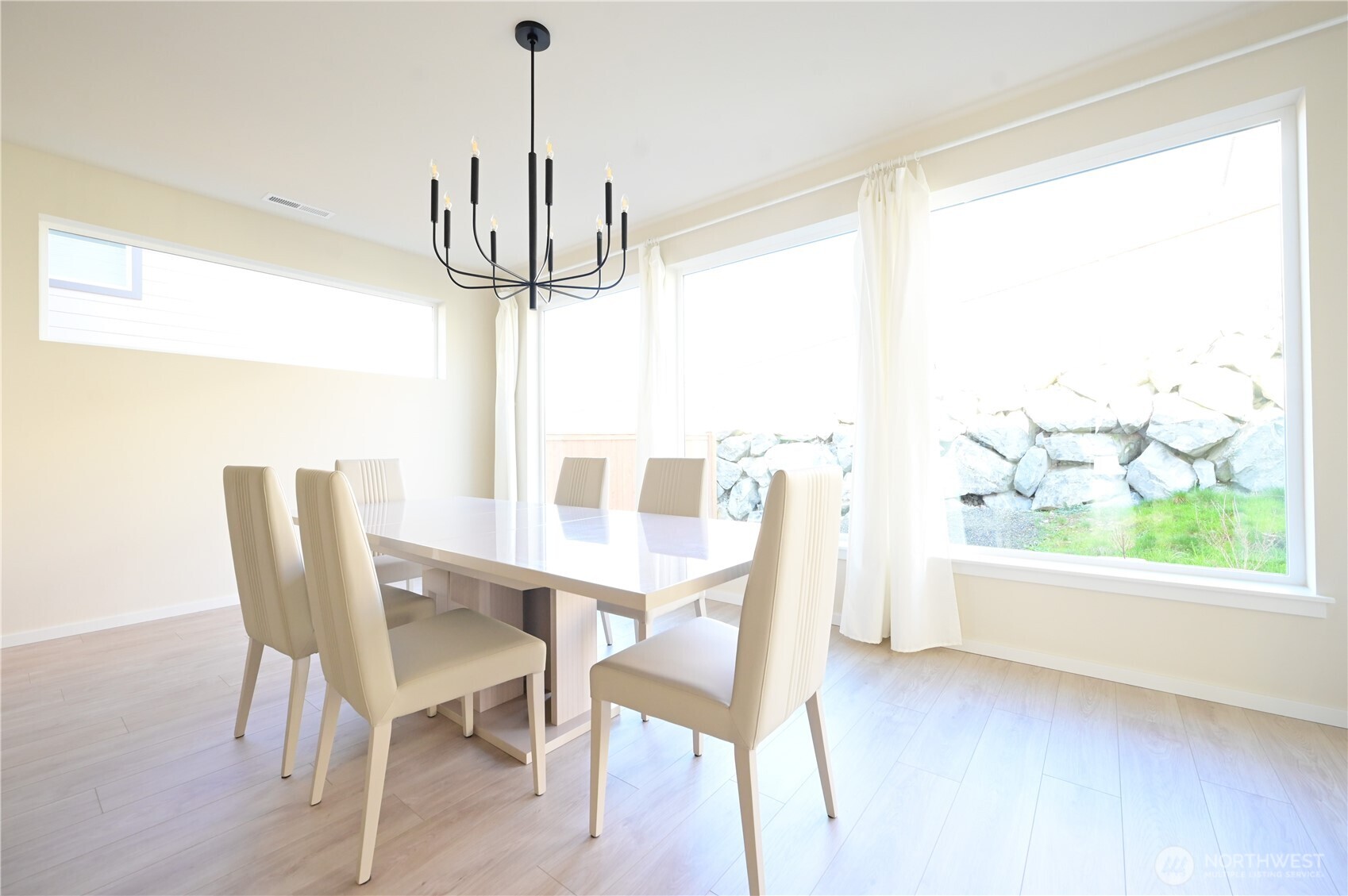 16327 25th St E , Lake Tapps, WA 98391