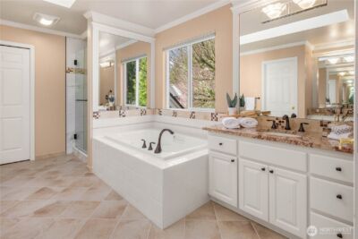 16651 Northup (private lane) Way , Bellevue, WA 98008 - Photo 20