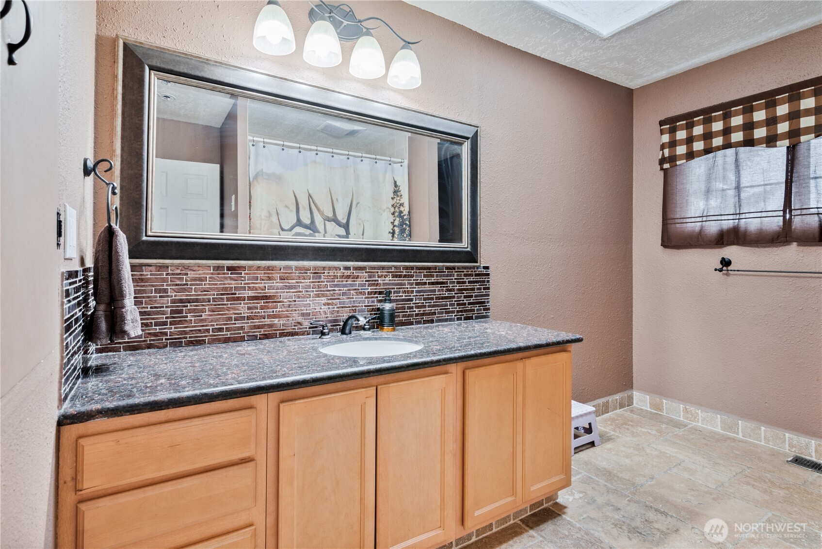 4514 Ohio Street , Longview, WA 98632