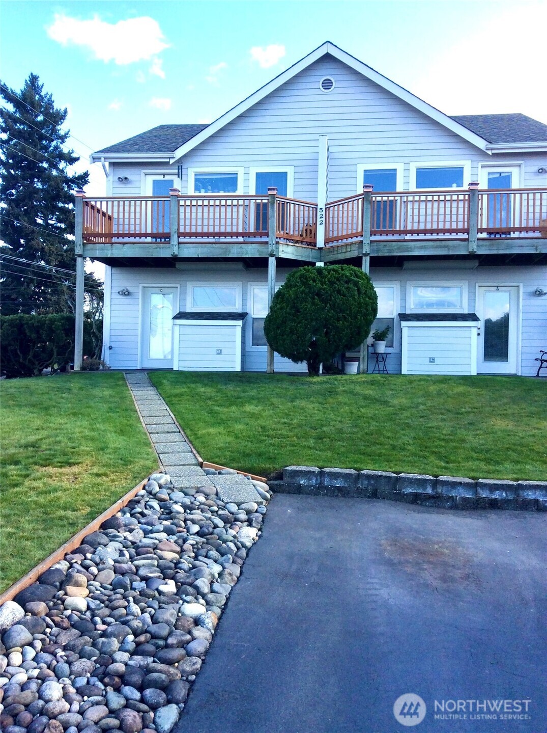 522 E 32nd Street , Tacoma, WA 98404