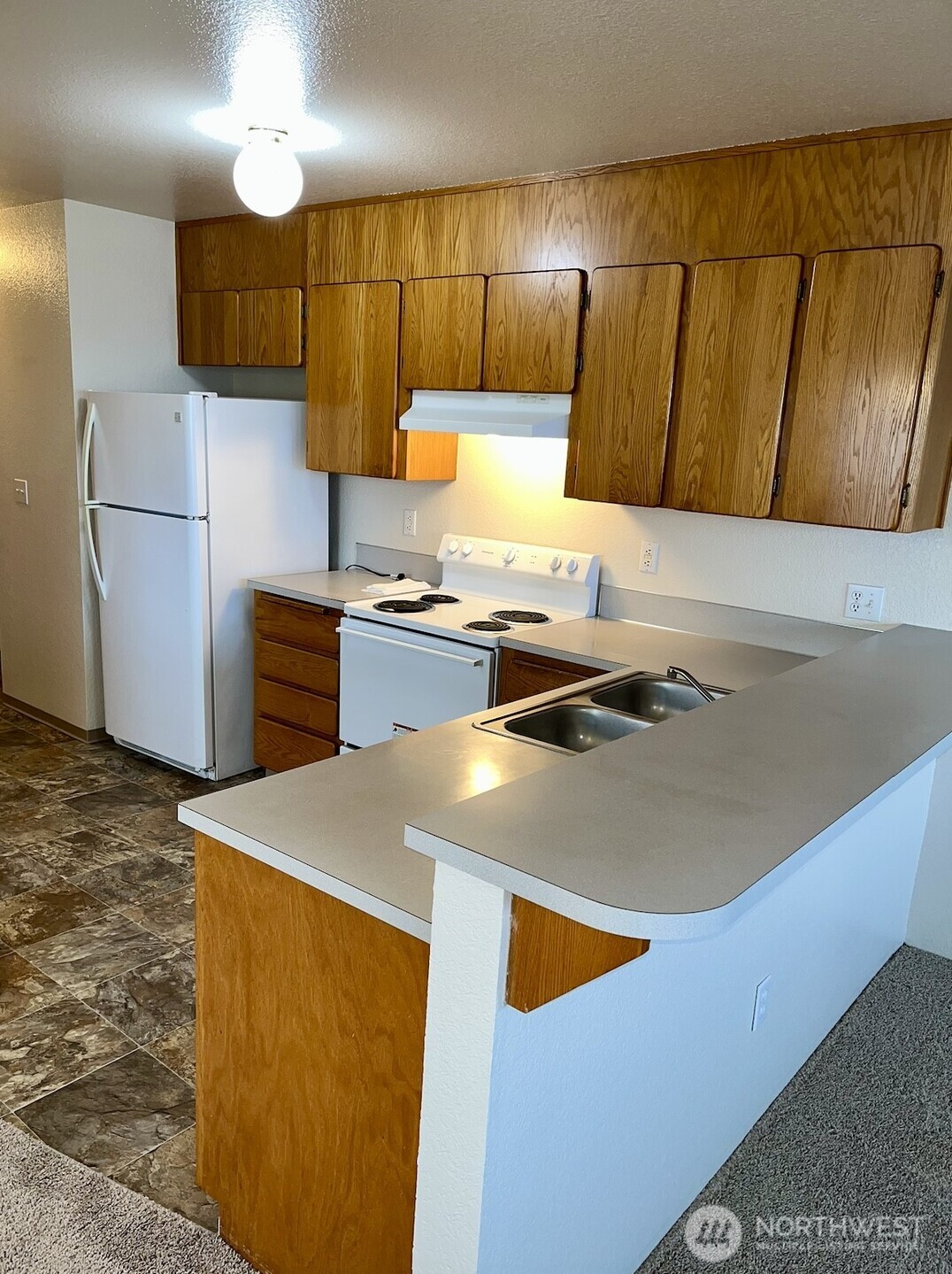 522 E 32nd Street , Tacoma, WA 98404