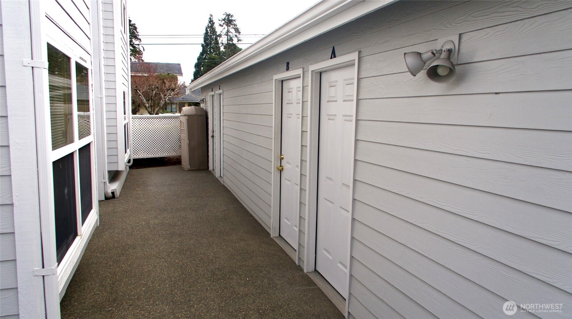 522 E 32nd Street , Tacoma, WA 98404