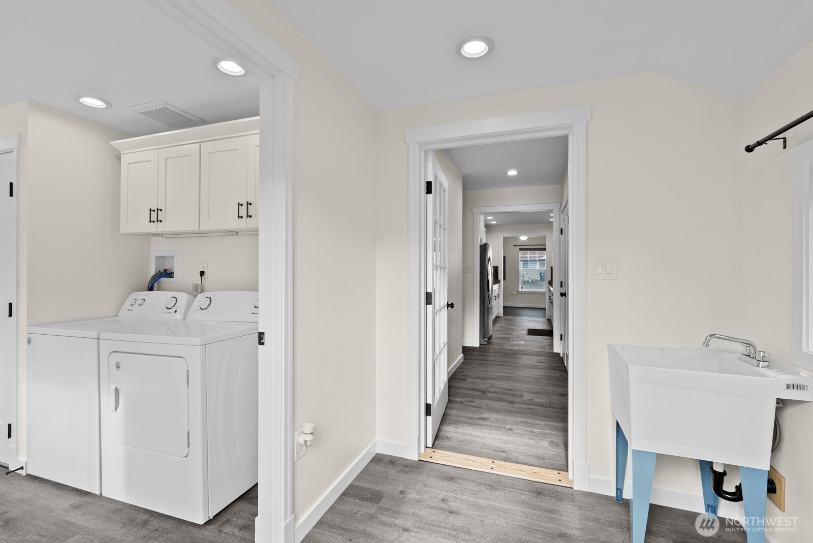 507 Center St W , Eatonville, WA 98328