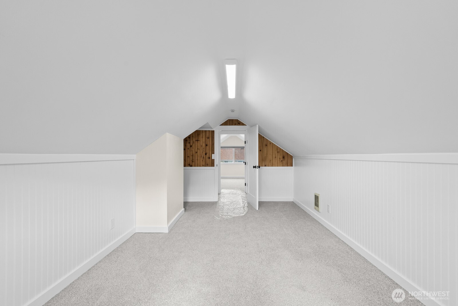 507 Center St W , Eatonville, WA 98328