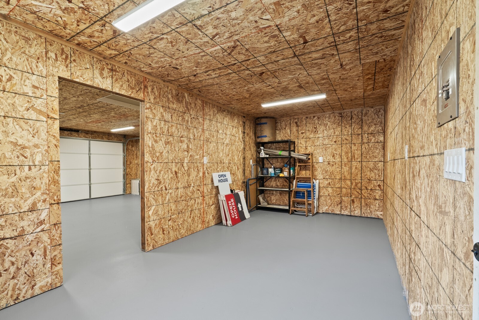 507 Center St W , Eatonville, WA 98328