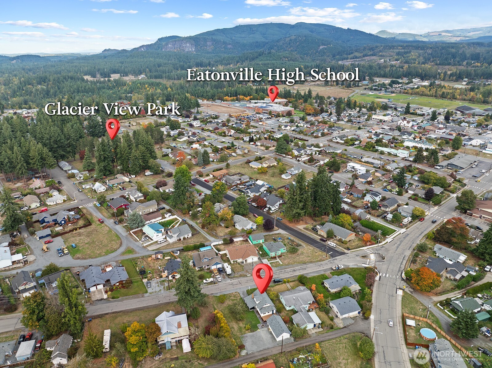 507 Center St W , Eatonville, WA 98328