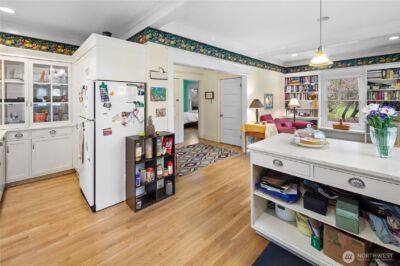 4616 Meridian Avenue N, Seattle, WA 98103-6936 - Photo 18