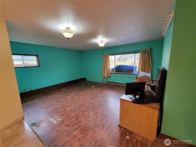 19424 Winesap Road , Bothell, WA 98012 - Photo 17