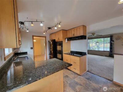 19424 Winesap Road , Bothell, WA 98012 - Photo 23