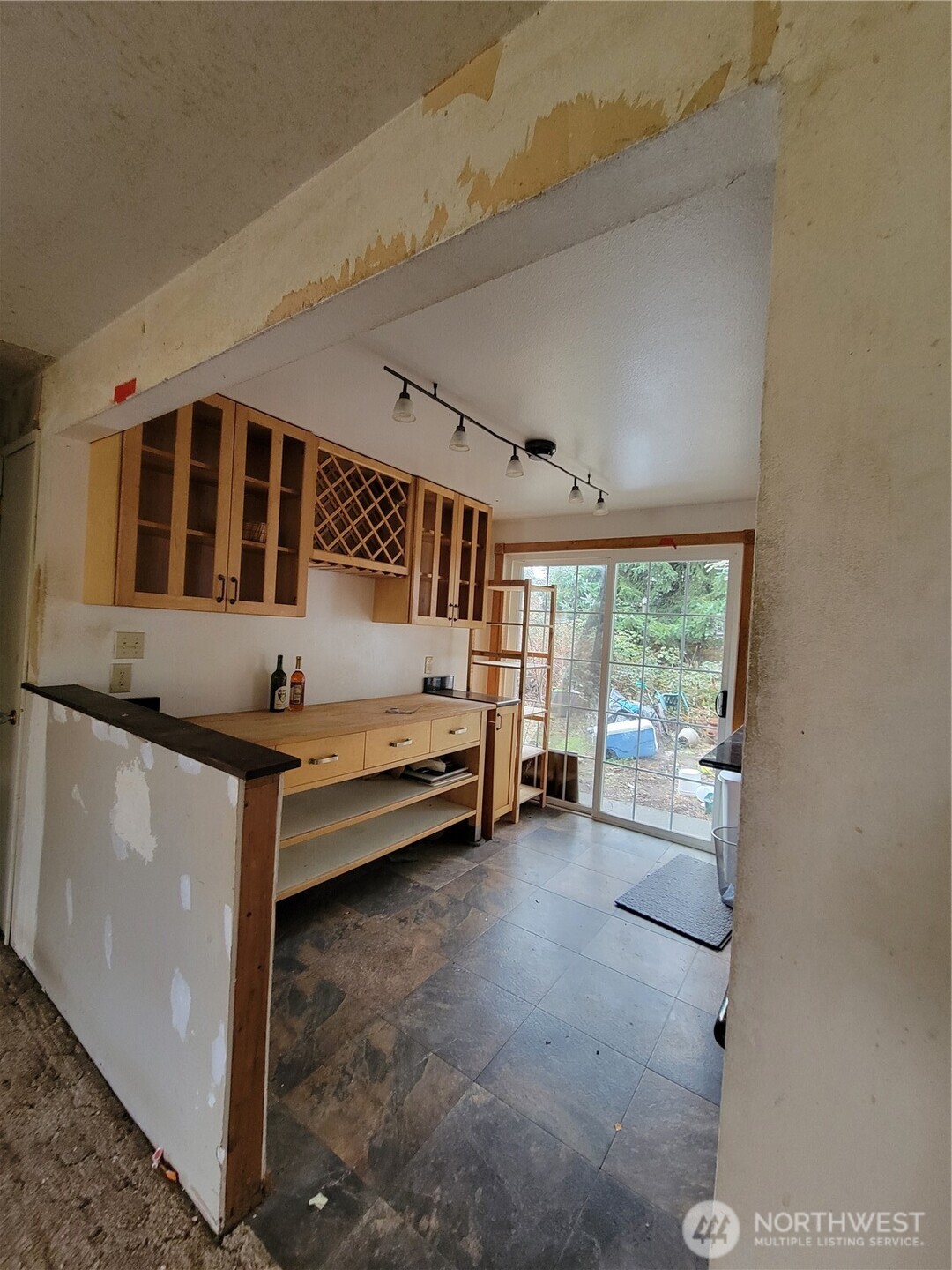 19424 Winesap Road , Bothell, WA 98012