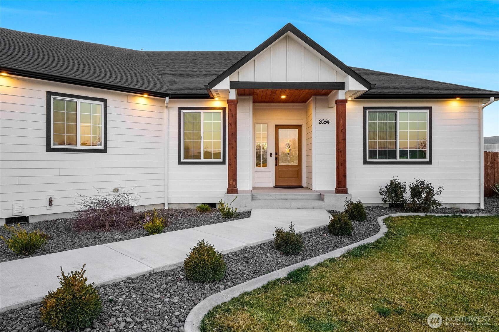 2054 Road H.2 NE, Moses Lake, WA 98837
