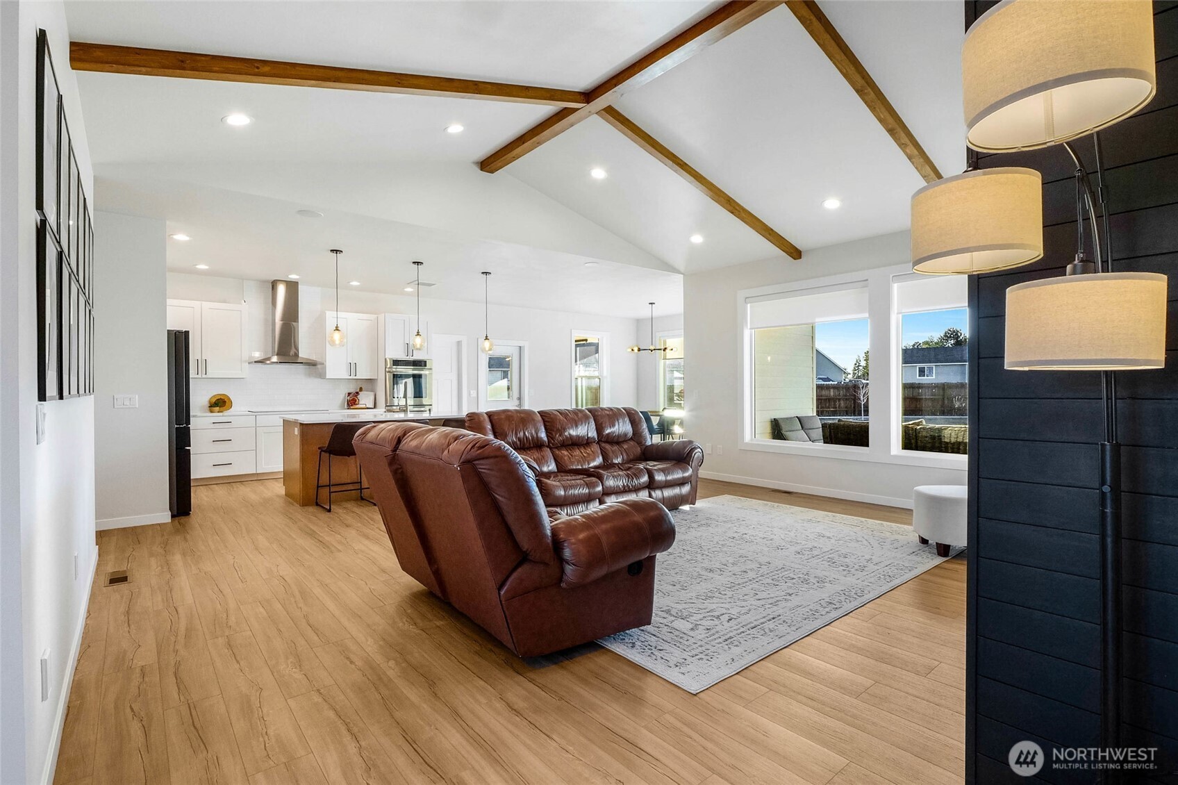 2054 Road H.2 NE, Moses Lake, WA 98837