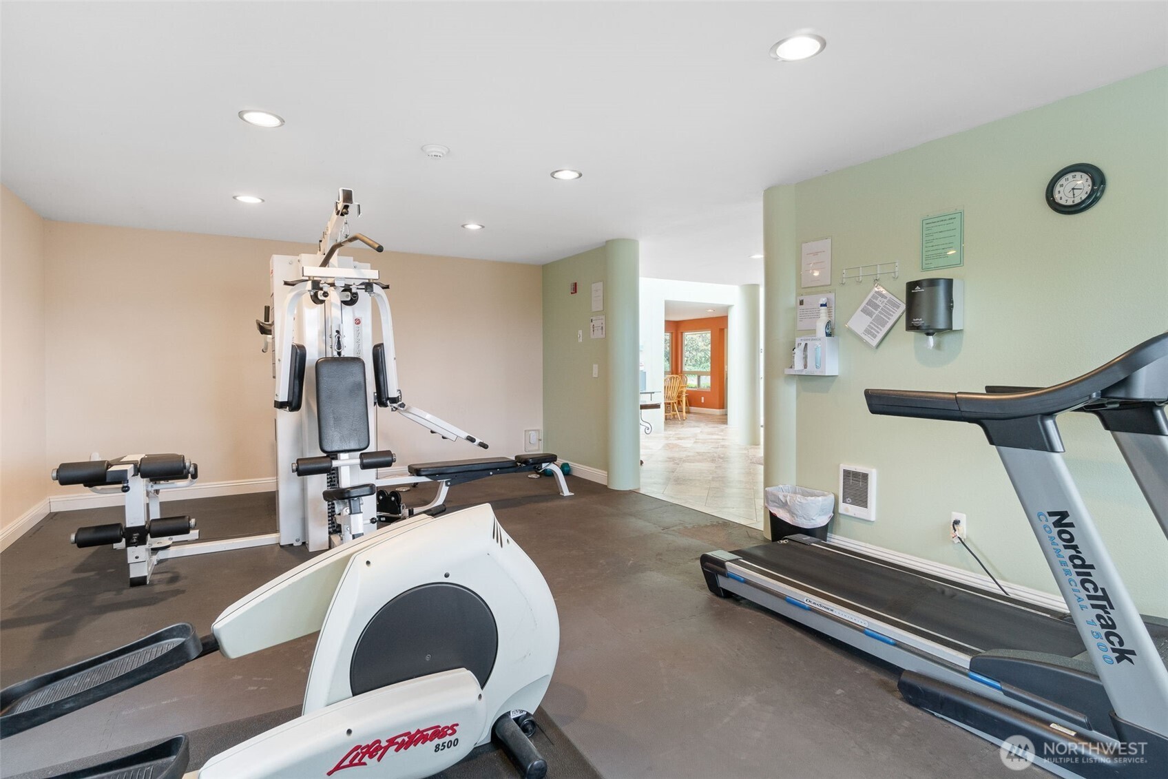 15325 Sunwood Boulevard #B304, Tukwila, WA 98188