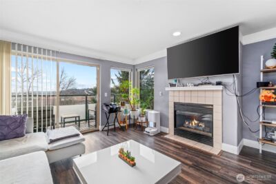 15325 Sunwood Boulevard #B304, Tukwila, WA 98188 - Photo 3