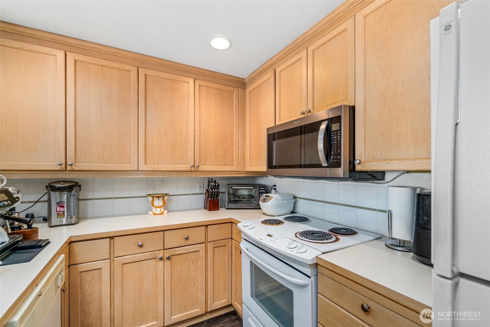 15325 Sunwood Boulevard #B304, Tukwila, WA 98188