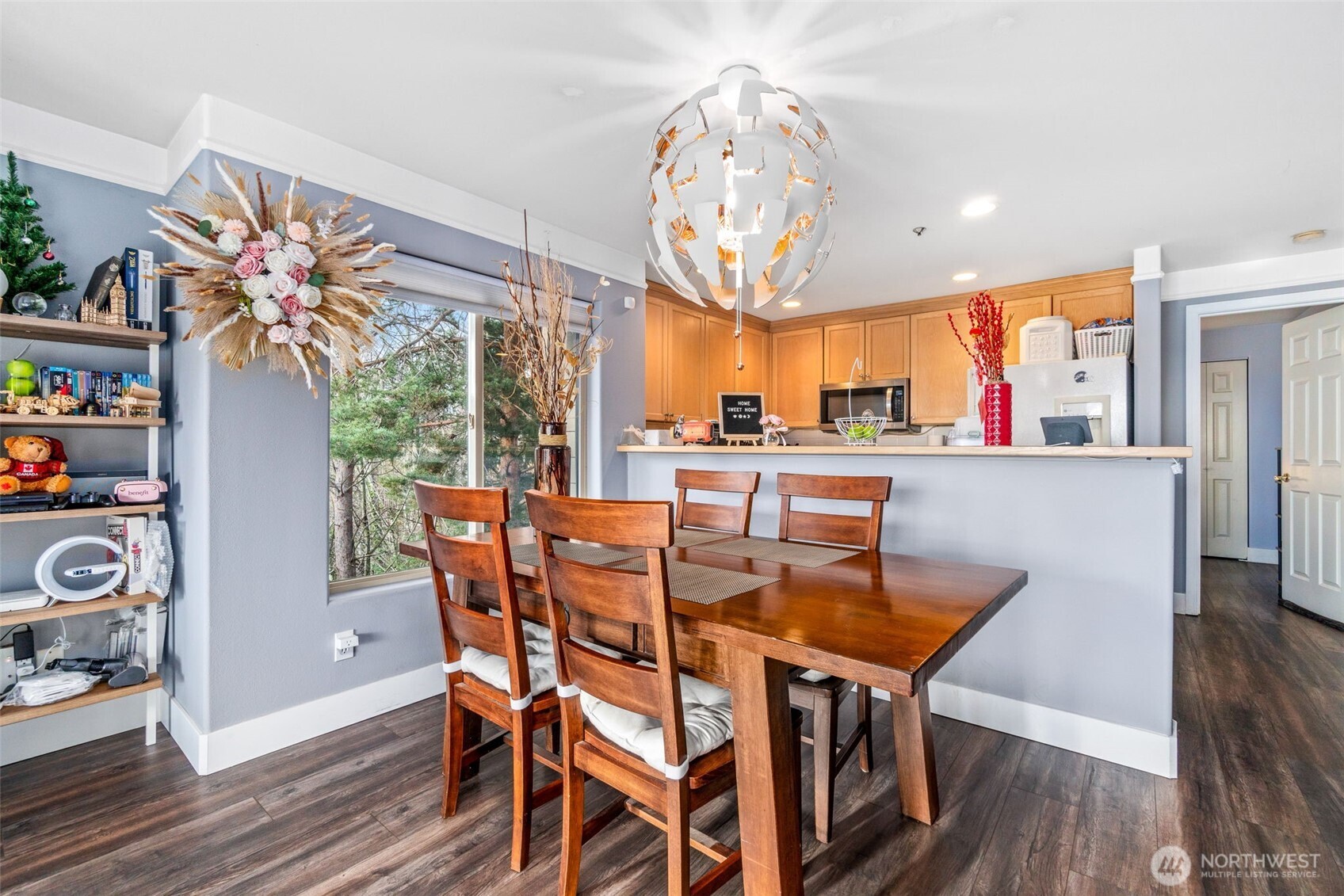 15325 Sunwood Boulevard #B304, Tukwila, WA 98188