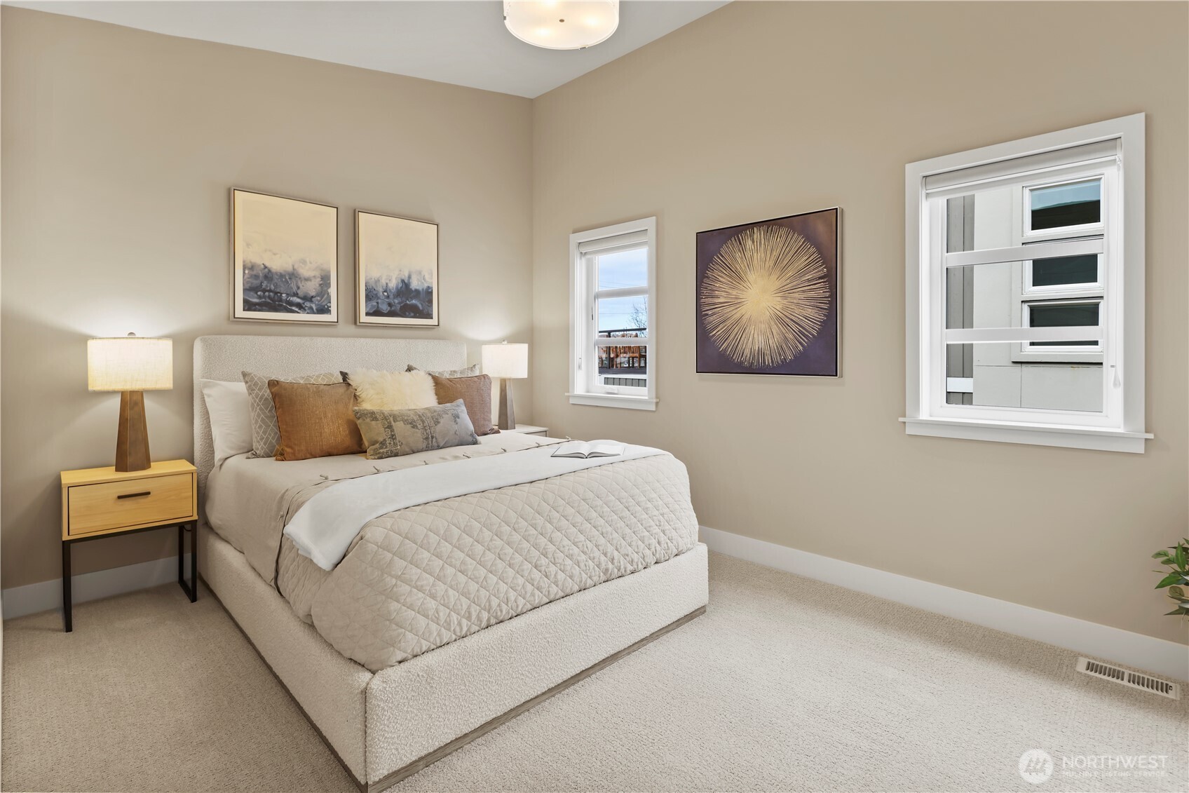 229 1st Street , Kirkland, WA 98033