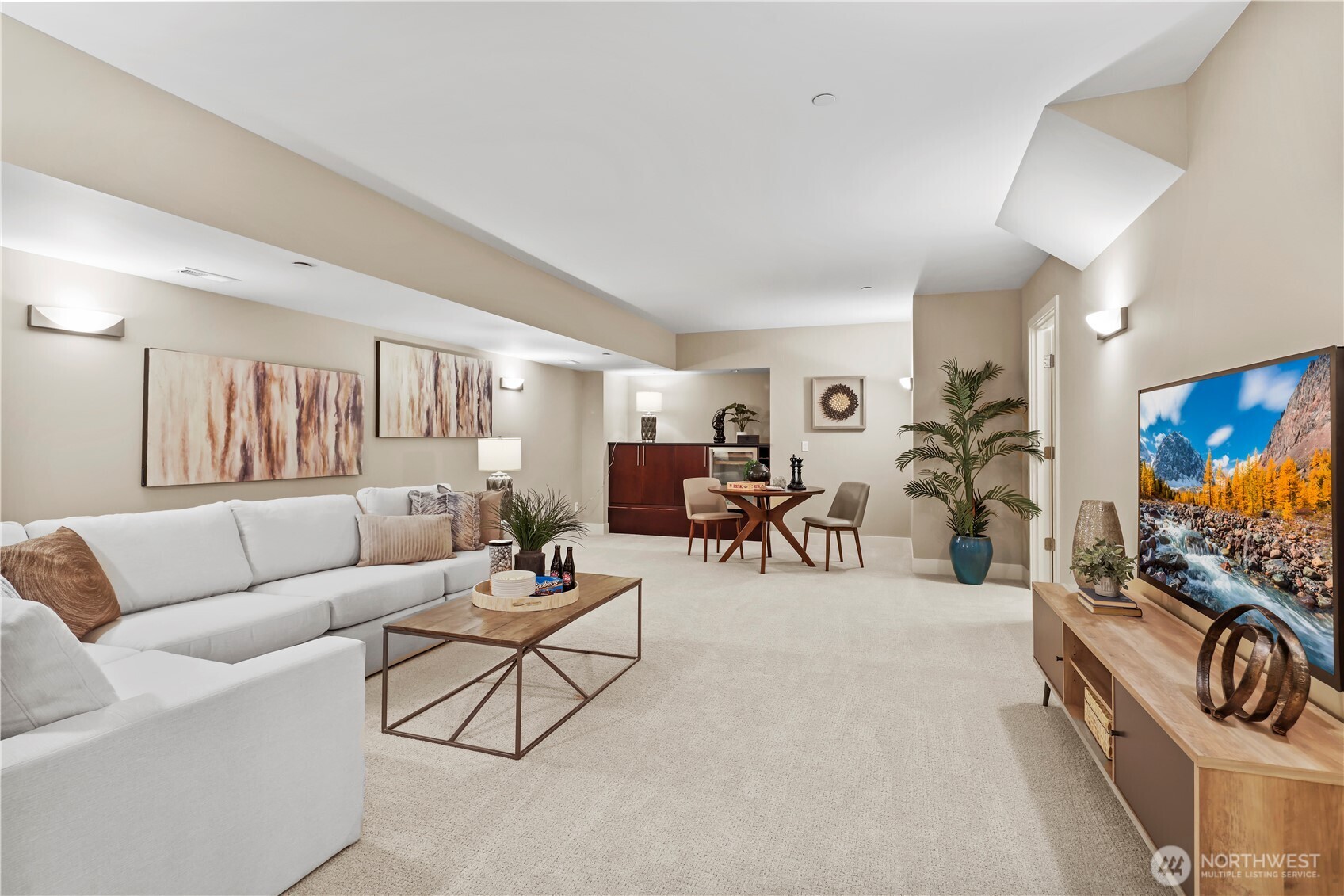 229 1st Street , Kirkland, WA 98033