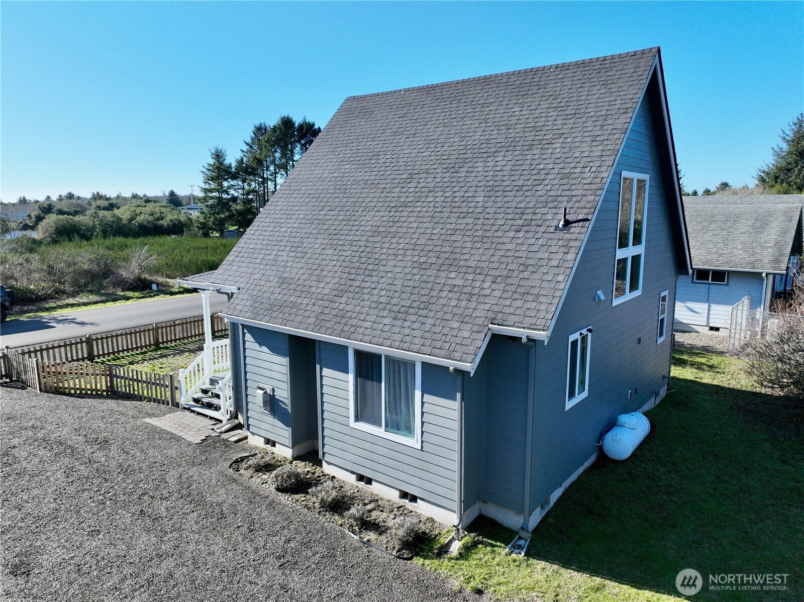 934 Wawona Avenue SE, Ocean Shores, WA 98569