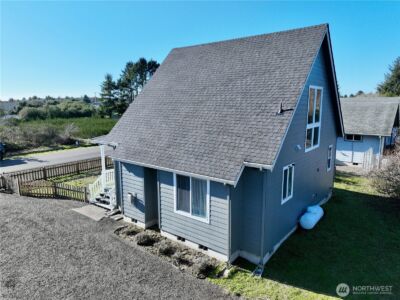 934 Wawona Avenue SE, Ocean Shores, WA 98569 - Photo 11