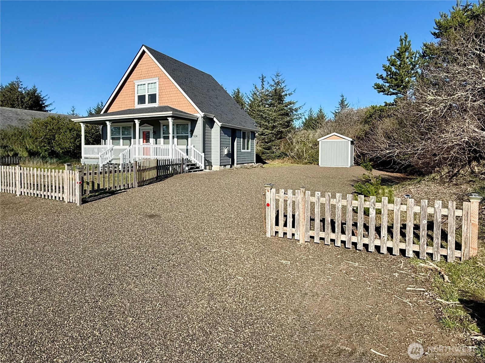 934 Wawona Avenue SE, Ocean Shores, WA 98569