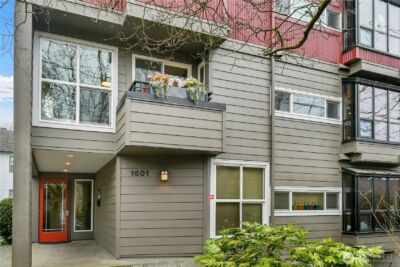 1601 E Columbia Street #201, Seattle, WA 98122