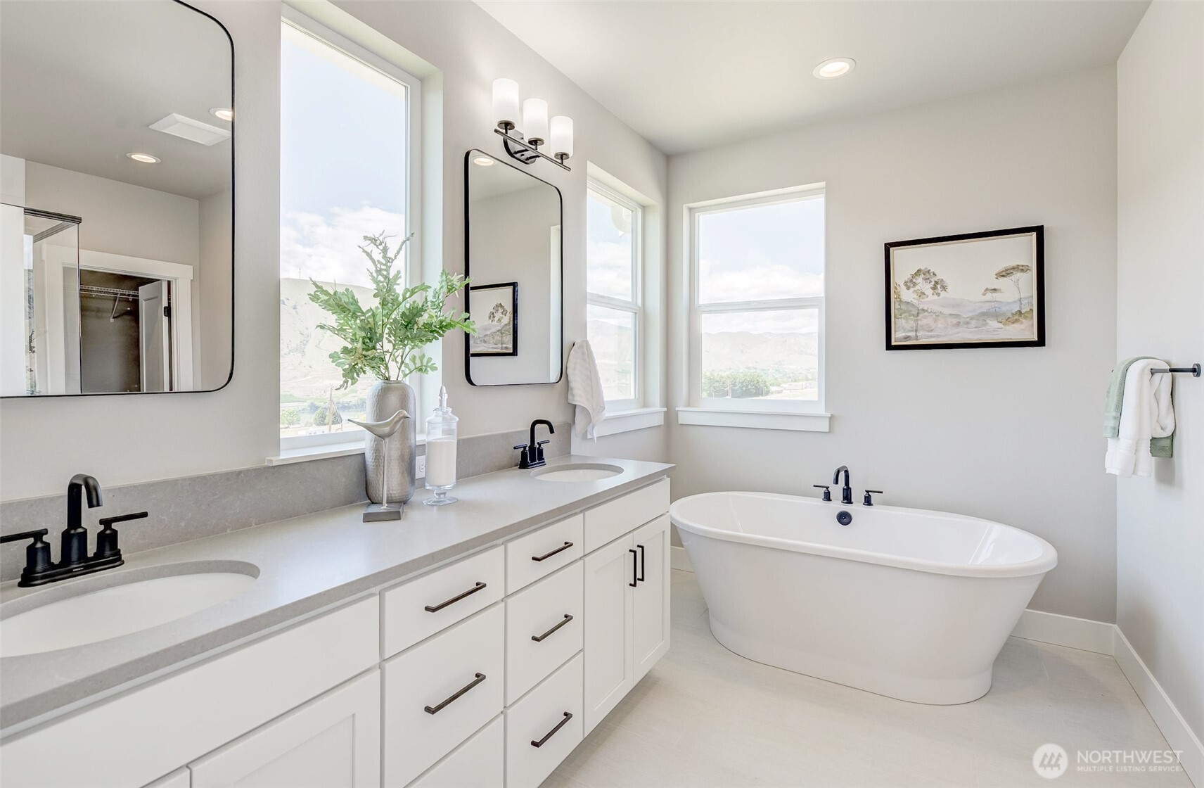 1580 S Kelvin Court , East Wenatchee, WA 98802