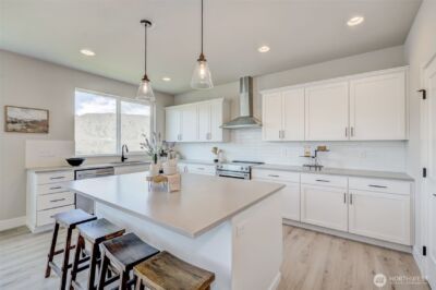 1580 S Kelvin Court , East Wenatchee, WA 98802 - Photo 8