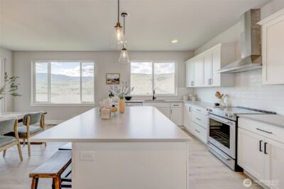 1580 S Kelvin Court , East Wenatchee, WA 98802 - Photo 9