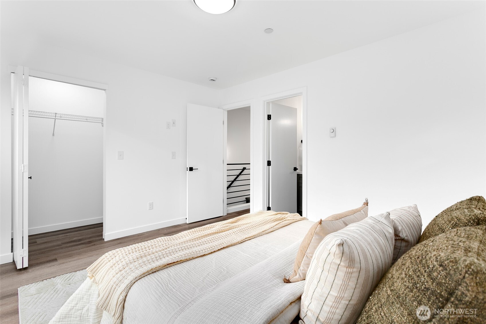 12107 E Gibson Road , Everett, WA 98204