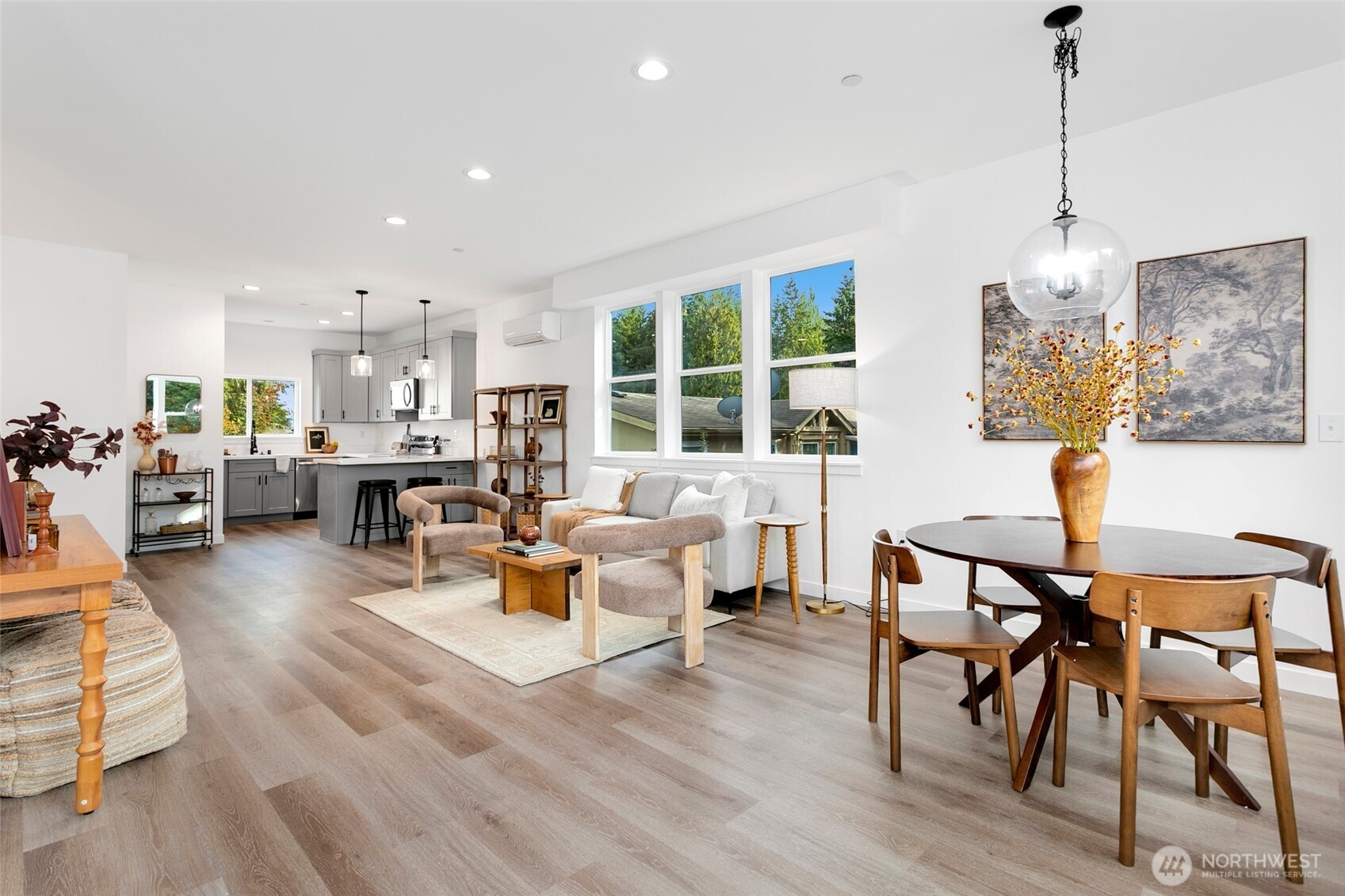 12107 E Gibson Road , Everett, WA 98204